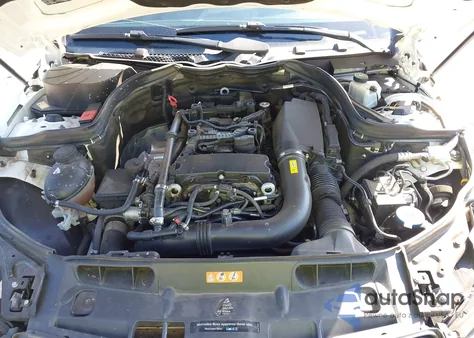 2015 Mercedes-Benz C 250 from USA, damaged, VIN WDDGJ4HB9FG403845